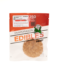 Snapdragon’s Delta 8 Snickerdoodle Cookie packs 210mg Delta 8 and 38mg Delta 9 THC into a cinnamon treat for experienced edible lovers.